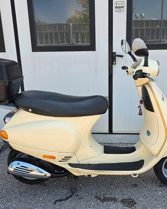Piaggio Vespa 50 ET2