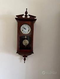 orologio pendolo da parete con cassa legno