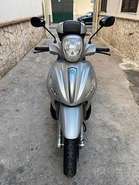Piaggio Beverly 300