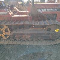  trattore cingolato new Holland 82-85 