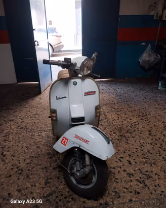vespone 150 arcobaleno