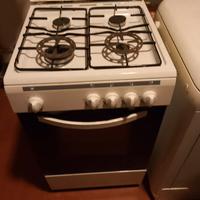 Lavastoviglie e cucina a gas