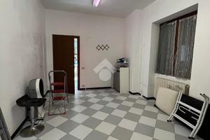 NEGOZIO A TRESCORE BALNEARIO