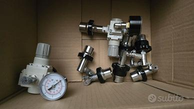 raccordi e regolatori di pressione aria