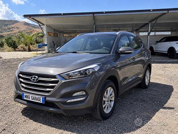 HYUNDAI TUCSON 1.7 CRDi Xpossible 116 CV — 2015