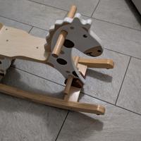cavallo dondolo legno