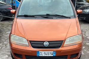 Fiat Idea 1.3 Multijet 16V Emotion