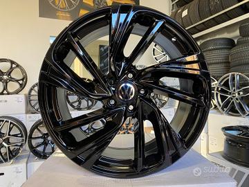 Cerchi NUOVI Volkswagen raggio 19 cod.48722