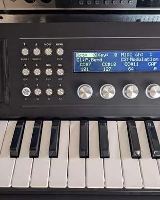 Roland A-01 synth controller bluetooth 