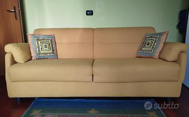Divano letto matrimoniale 