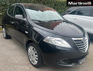 Lancia Ypsilon 1.2 69 CV 5 porte Gold