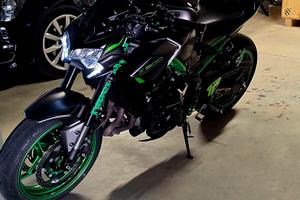 Kawasaki Z900 
