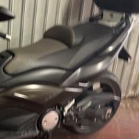 Sella yamaha tmax 530