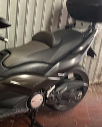 Sella yamaha tmax 530
