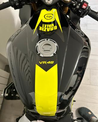 Cover serbatoio lunga  flamingo yamaha r1 2020