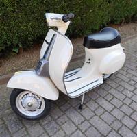 Vespa 50 special km0