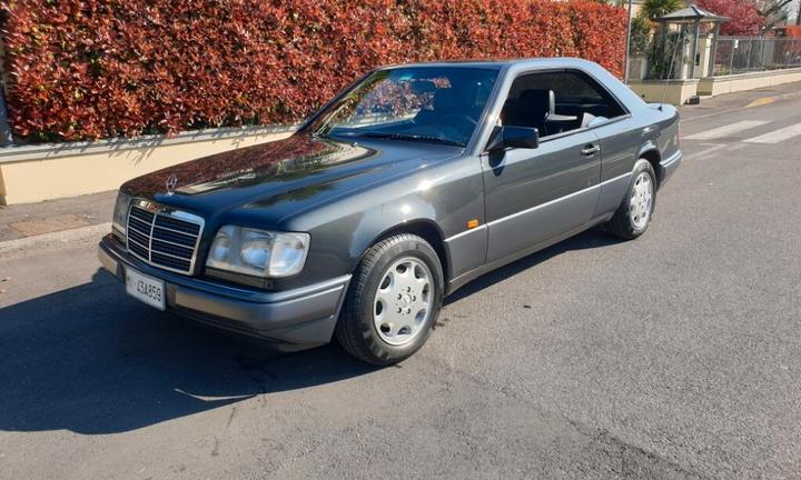 Mercedes-benz E-Series C E 200 cat Coupé full.opt 