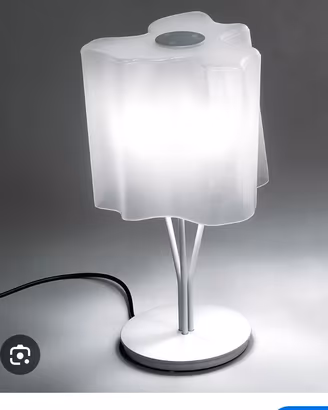 Artemide mini lampada da tavolo n2
