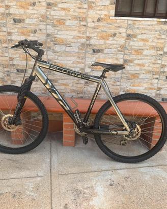 bicicletta MTB
