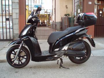 Kymco People 125i GTI