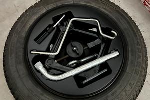 Ruotino di scorta +Kit