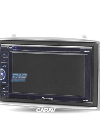 Telaio grigio radio 2-DIN per Alfa Romeo 147 e GT.