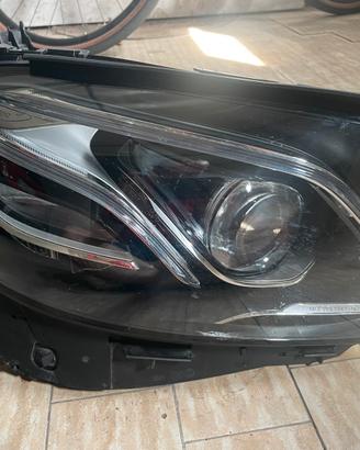 Faro mercedes classe E W213 anno 2017