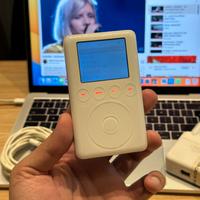 iPod Classic 3ª Gen 20GB – Bianco, Con FireWire