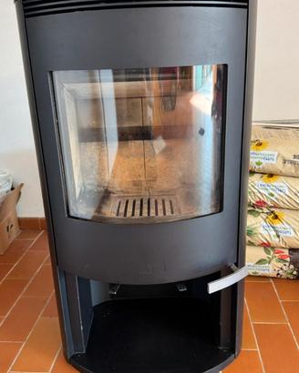 Stufa a legna Jotul ILD 9