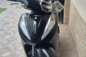 Honda Sh 300