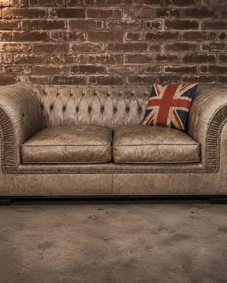 Divano Chester Chesterfield club inglese in pelle 