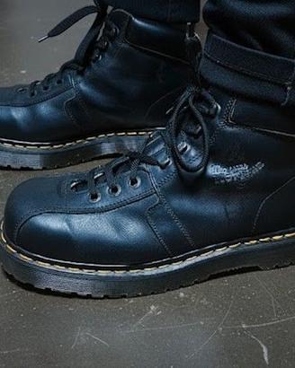 Dr. Martens Uomo Made in England 8346/51 – EU. 43