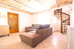 VILLA A SCHIERA A TORREVECCHIA TEATINA