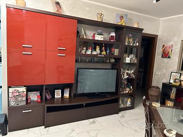 Sala da pranzo come nuova