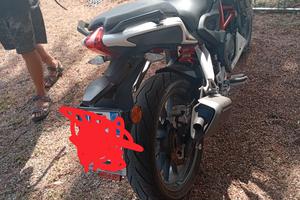moto sportiva 