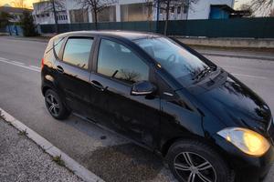 MERCEDES CLASSE A 150 BLU EFFICIENCY