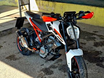 ktm 125 duke ABS