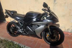 R1 2004 da collezione solo 5700km finanziabile 