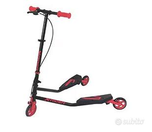 Monopattino a farfalla nuovo di colore rosso