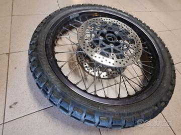 Ruota anteriore originale Triumph XCX 800