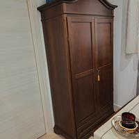 Armadio in legno
