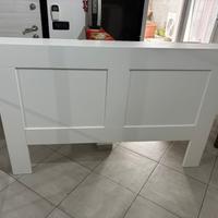 Testiera bianca con vano contenitore Ikea Brimnes