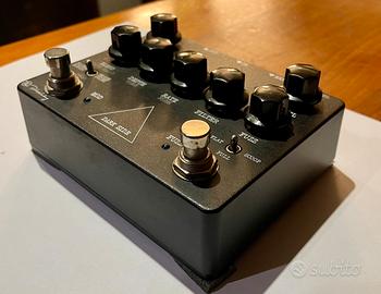 Keeley Ldarkside, pedale per effetti