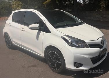 Toyota Yaris 1.3 5 porte Lounge