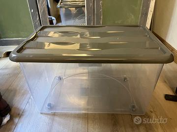 Contenitore portaoggetti in plastica con rotelle