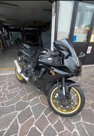 Yzf R1