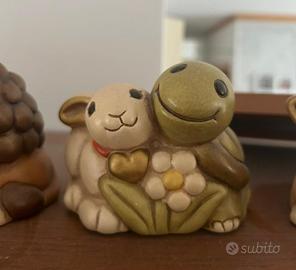 Coppia nemici e amici thun (coniglio e tartaruga)