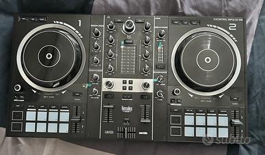 Attrezzatura  completa per DJ & Karaoke