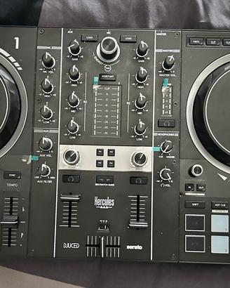 Attrezzatura  completa per DJ & Karaoke