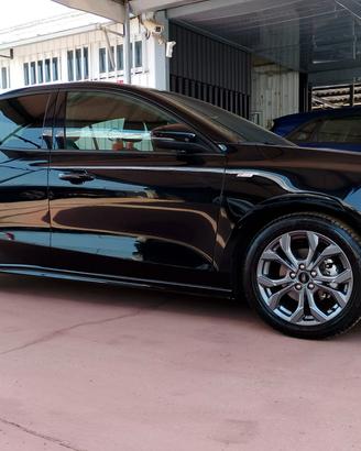 Ford Focus 1.0 EcoBoost Hybrid 155 CV Powershift 5